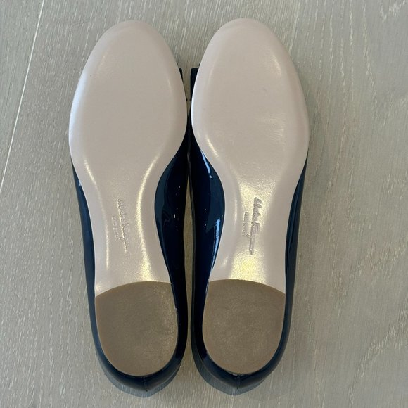 Salvatore Ferragamo Navy Varina Ballet flats size 5.5 - Picture 5 of 8